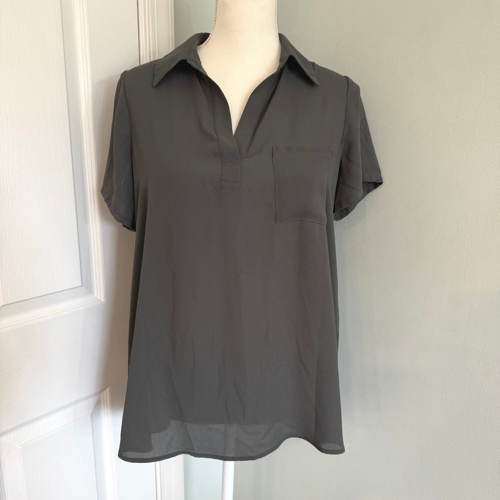 Pleione Olive Green Short Sleeve High Low Tunic Blouse Collared Size Small
